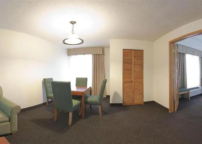 Hotel Express & Chicago-midway Airport By Ihg 2*