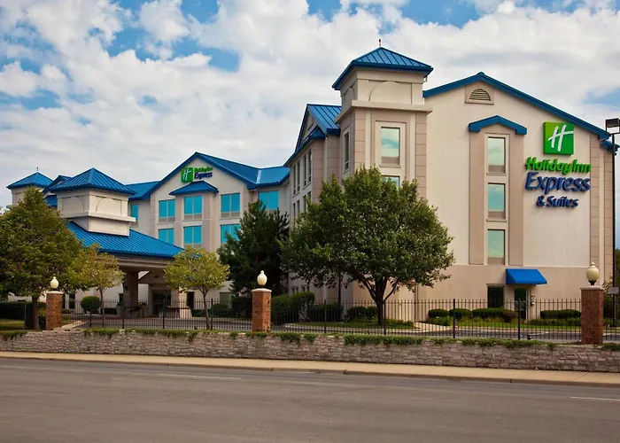 Express & Chicago-midway Airport By Ihg Hotel