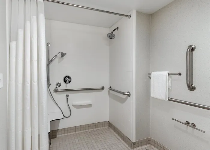 Express & Chicago-midway Airport By Ihg 2*