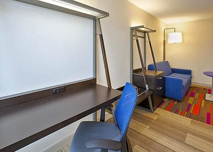 Hotel Express & Chicago-midway Airport By Ihg Bedford Park