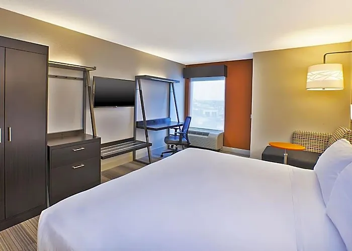 Hotel Express & Chicago-midway Airport By Ihg