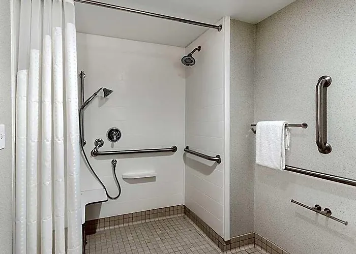 Express & Chicago-midway Airport By Ihg 2*