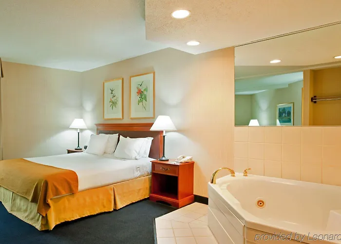 Express & Chicago-midway Airport By Ihg Bedford Park